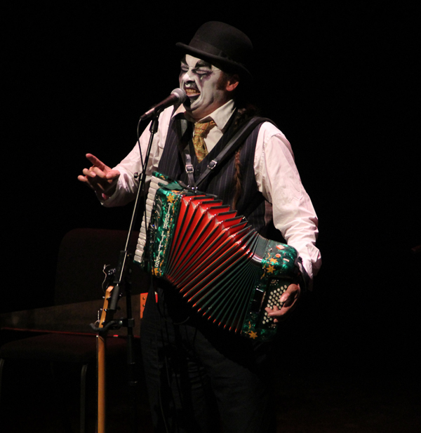 tiger-lillies_live_tampa_kisses-and-noise_1