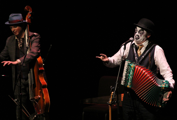 tiger-lillies_live_tampa_kisses-and-noise_4